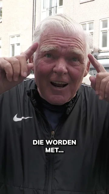 Hans zag #Ajax legio kansen missen tegen Excelsior. Hoewel hij genoot van het aanvallende spel, constateert hij ook dat de ploeg niet rustig genoeg was voor de goal. Het ontbrak aan een ‘killer’. 🎥 #ajaexc